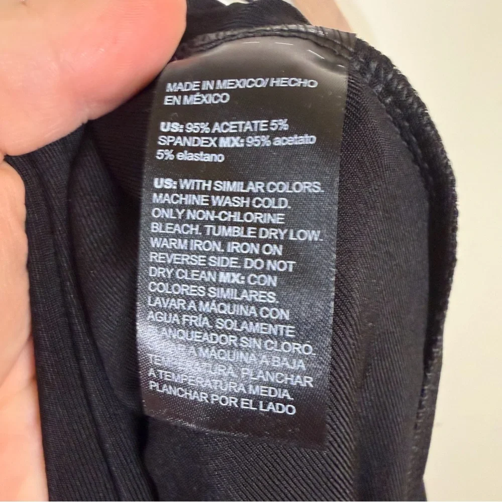 NWT Chicos Travelers Sleeveless Tie Waist Wide Leg Jumpsuit Size 3/XL Stretch - Picture 9 of 11